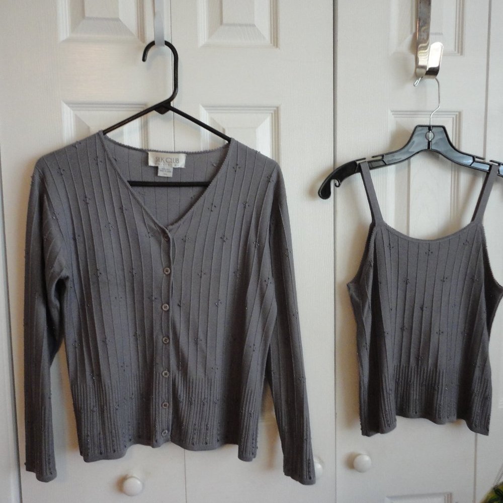 SILK CLUB COLLECTION 2 PIECE SILK SWEATER AND TOP P/M